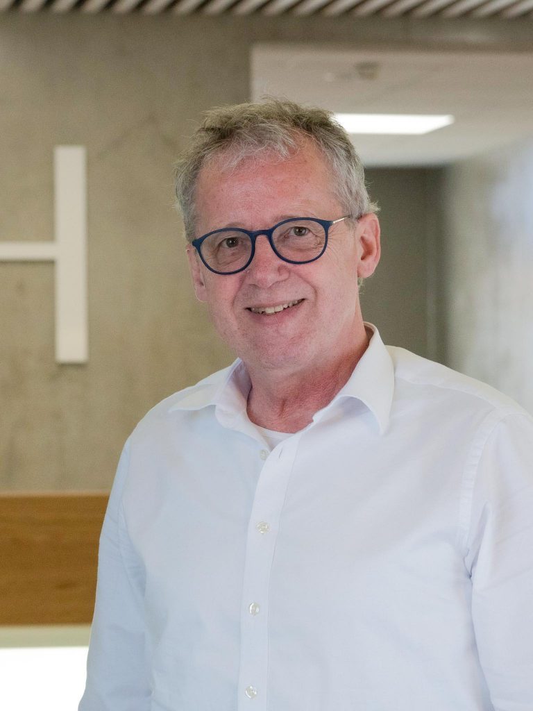 Dr. Johannes Rumpf